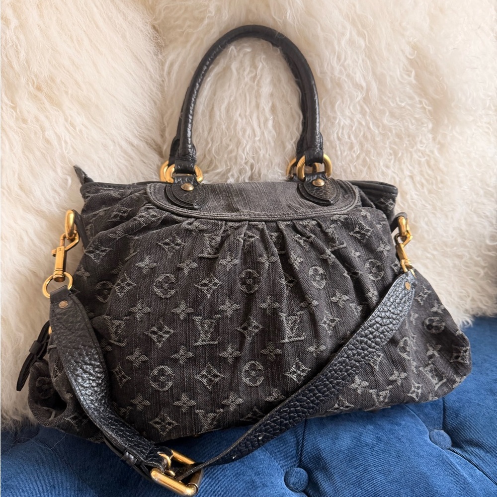Louis Vuitton Monogram Neo Cabby MM